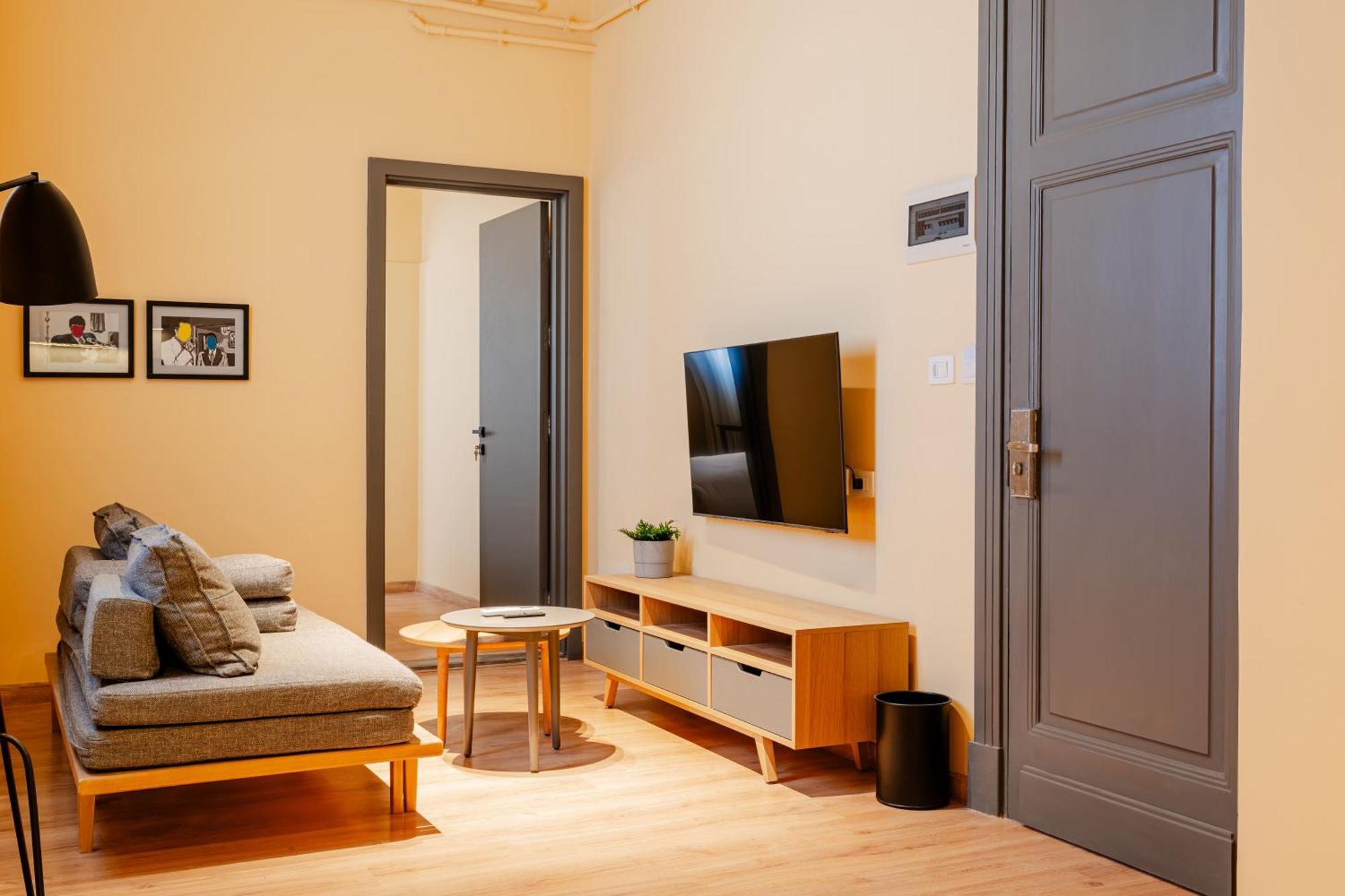Grey L Studio Apartments Downtown Alexandria Menasce House Dış mekan fotoğraf